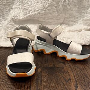 Sorel Kenetic Platform Sandal